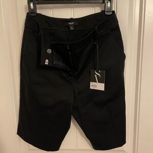 NWT Women’s Simply Vera‎ Vera Wang size 4  shorts Rich Black zipper front